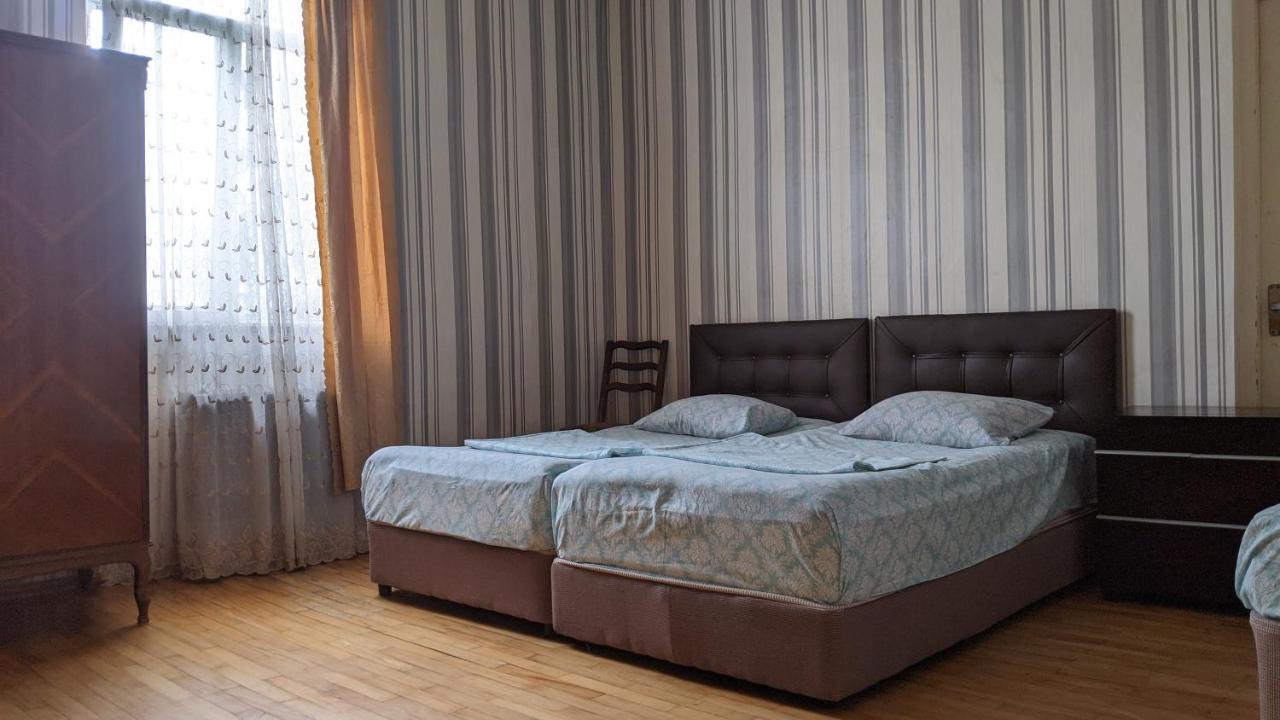 Medea'S Guest House باتومي المظهر الخارجي الصورة